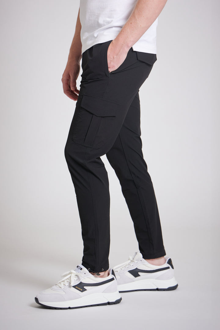Men Black Slim Fit Utility Cargo Pants