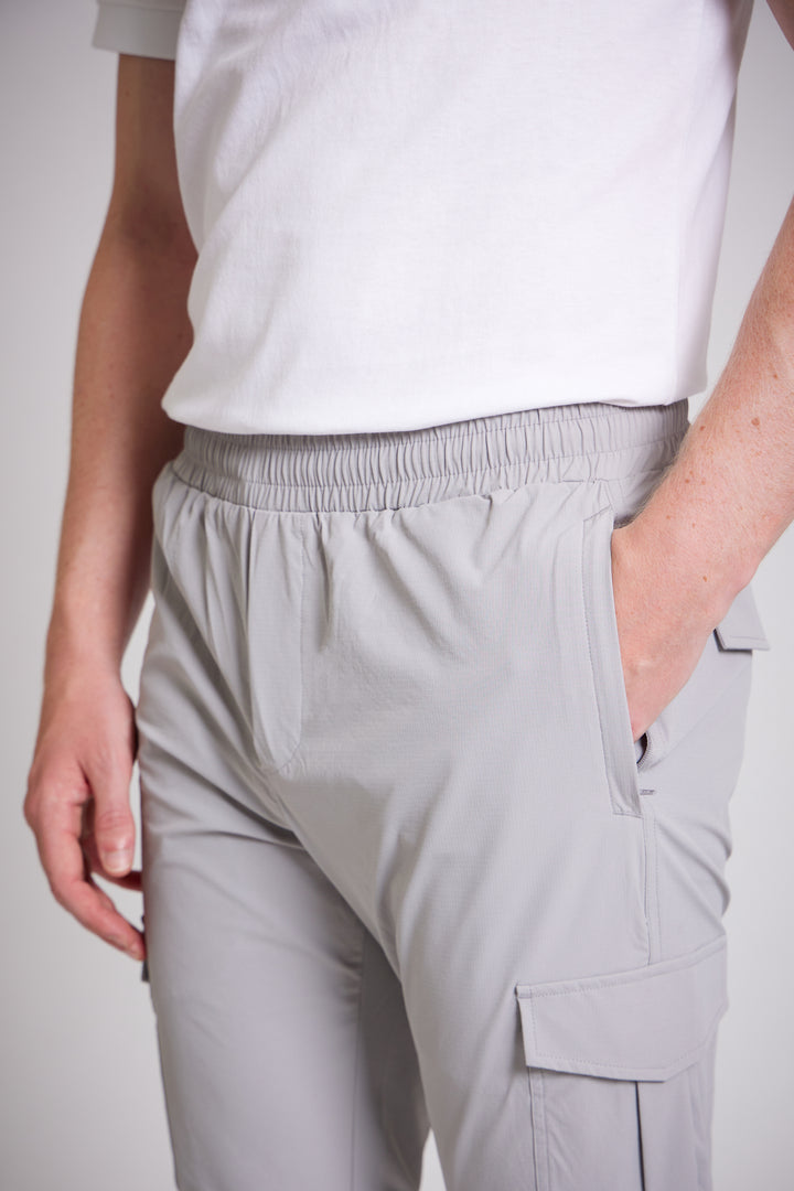 Men Mid Grey Slim Fit Utility Cargo Pants