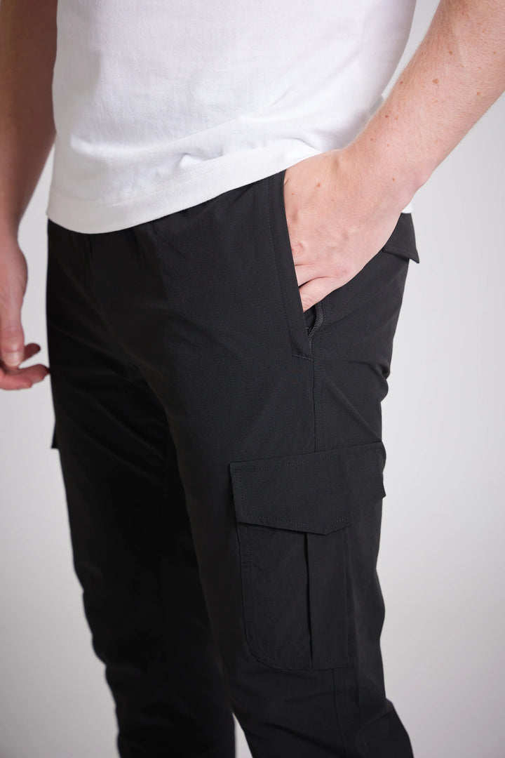 Slim fit black cargo trousers men black utility cargo pants
